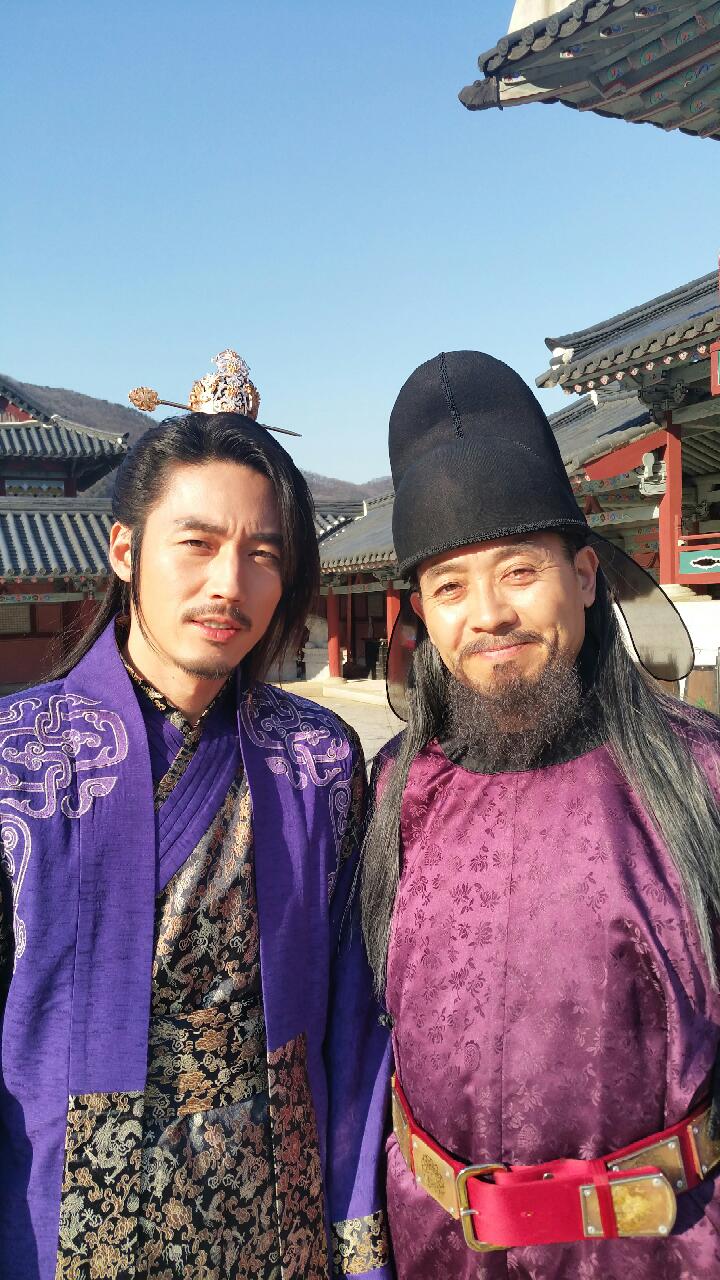 사극